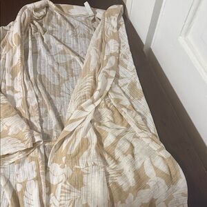 Cato Beige and White Leaf Print Lightweight Wrap Scarf